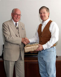 President Lennart Meri and Richard George, President of the Suncor Corporation (Photo:Patti Lewis)