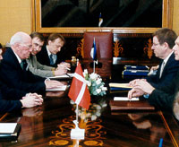 President Lennart Meri kohtus Kadriorus Taani peaministri Poul Nyrup Rasmusseniga
