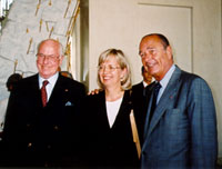 From left: president Lennart Meri, Ambassdor of Estonia in France Ruth Lausma Luik, the President of the Republic of France Jacques Chirac