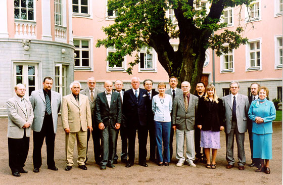 Vabariigi Presidendi vähemusrahvuste ümarlaud 2001